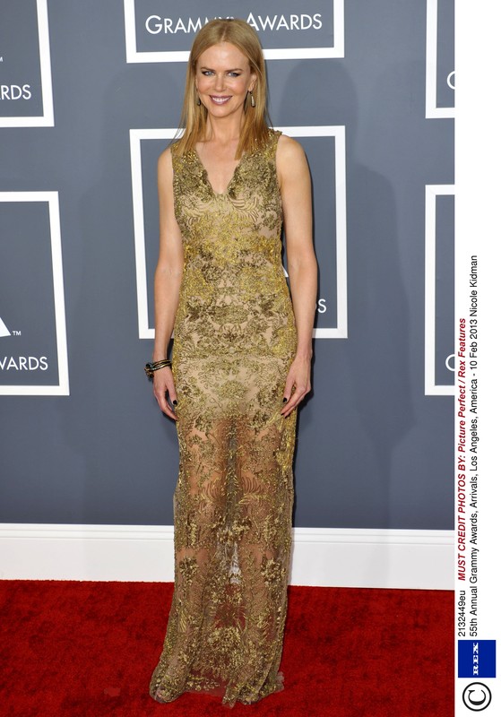 Nicole Kidman w sukni Vera Wang na rozdaniu nagród Grammy 2013, fot. East News