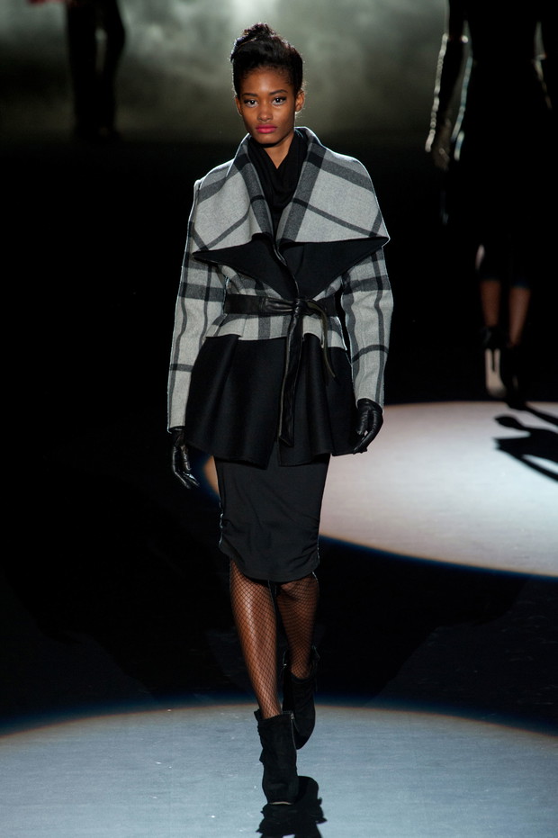 Badgley Mischka jesień-zima 2013/2014