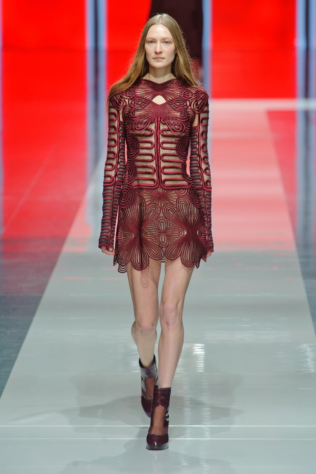 Christopher Kane jesień-zima 2013/2014