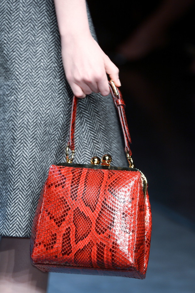 Buty, torebki i biżuteria z pokazu Dolce & Gabbana FW 13