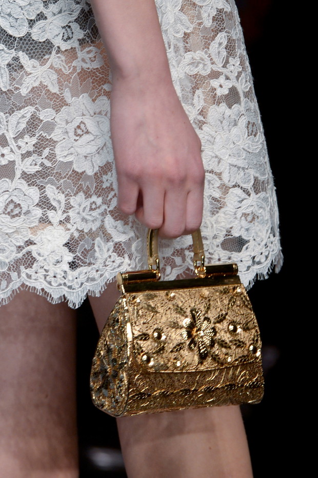 Buty, torebki i biżuteria z pokazu Dolce & Gabbana FW 13