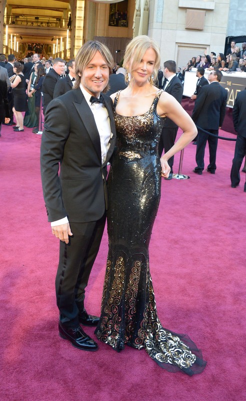 Keith Urban i Nicole Kidman w sukni L
