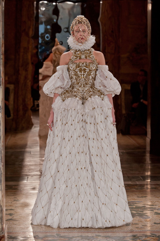 Alexander McQueen jesień-zima 2013/2014