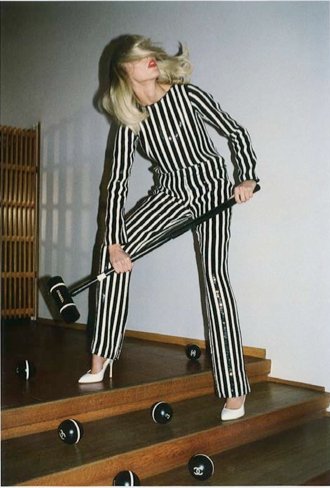 Anja Rubik w Self Service Magazine wiosna-lato 2013