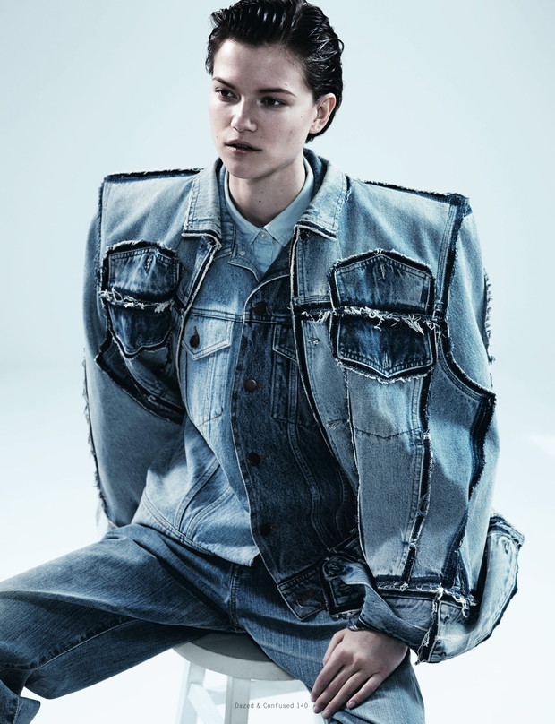 Kasia Struss i Patrycja Gardygajło w Dazed & Confused