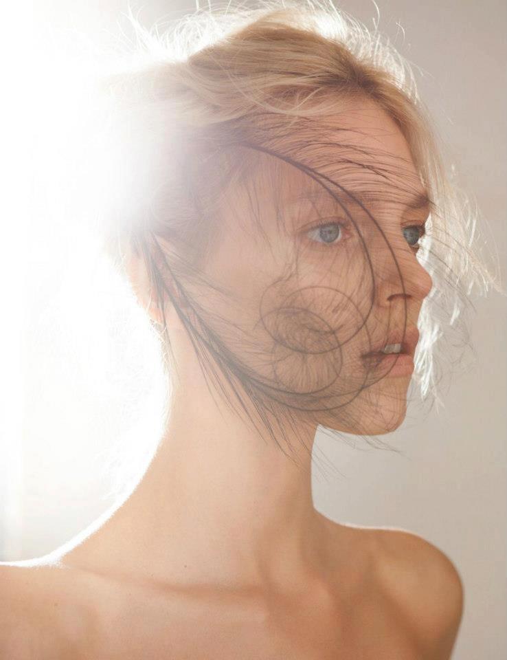 Anja Rubik w "Natural Beauty", albumie Jamesa Houstona