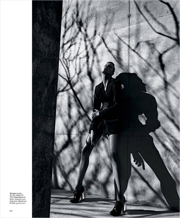 Anja Rubik w T Magazine New York Times Magazine, fot. Mario Sorrenti