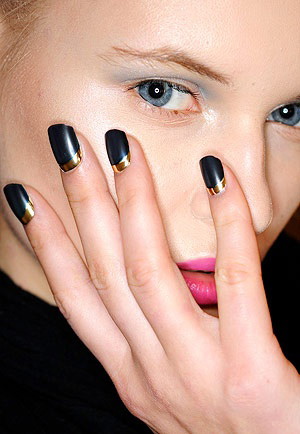 French manicure na wiosnę 2013