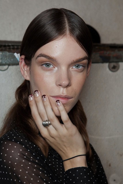French manicure na wiosnę 2013