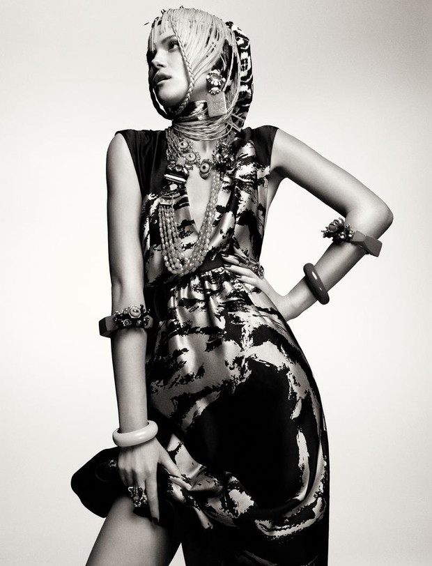 Kasia Struss w Numéro #142 (kwiecień 2013), fot. Greg Kadel