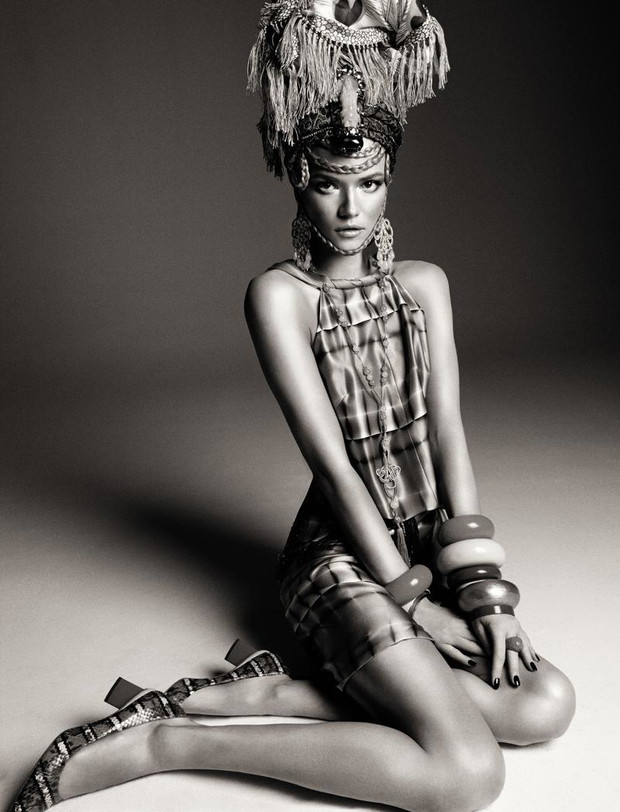 Kasia Struss w Numéro #142 (kwiecień 2013), fot. Greg Kadel