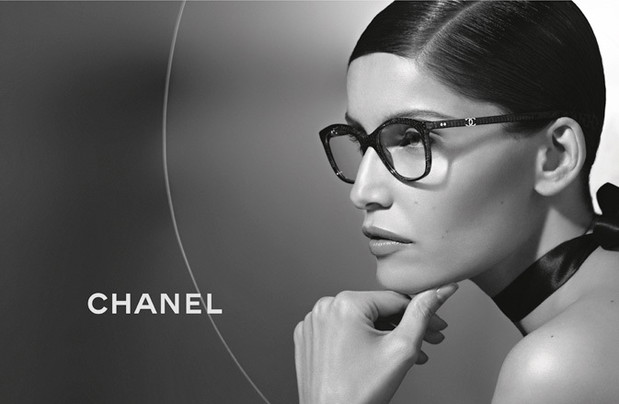 Laetitia Casta w kampanii Chanel Eyewear wiosna-lato 2013, fot. Karl Lagerfeld