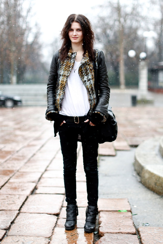Street fashion: top modelki walczą z zimnem