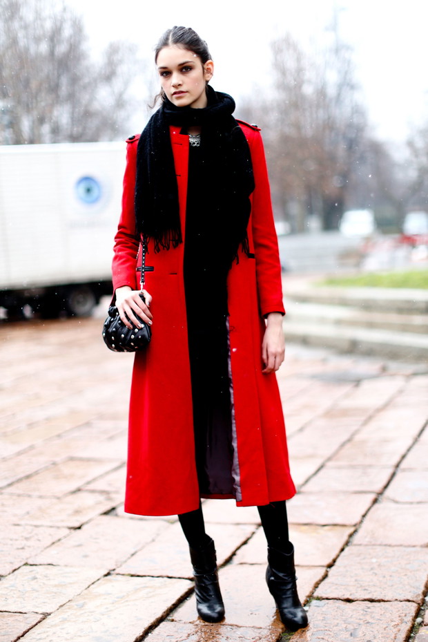 Street fashion: top modelki walczą z zimnem