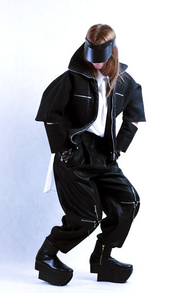 Pokazy OFF Out of Schedule Fashion Week Poland j-z 2013