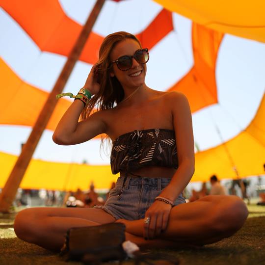 Street fashion: zdjęcia H&M z festiwalu Coachella