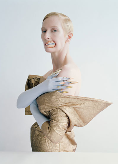 Tilda Swinton w surrealistycznej sesji dla magazynu W