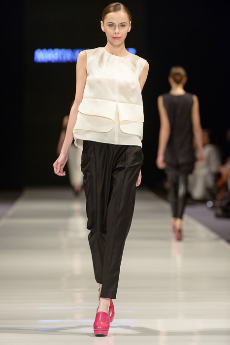 Fashion Week Poland: Marta Wachholz-Biczuja j-z 2013