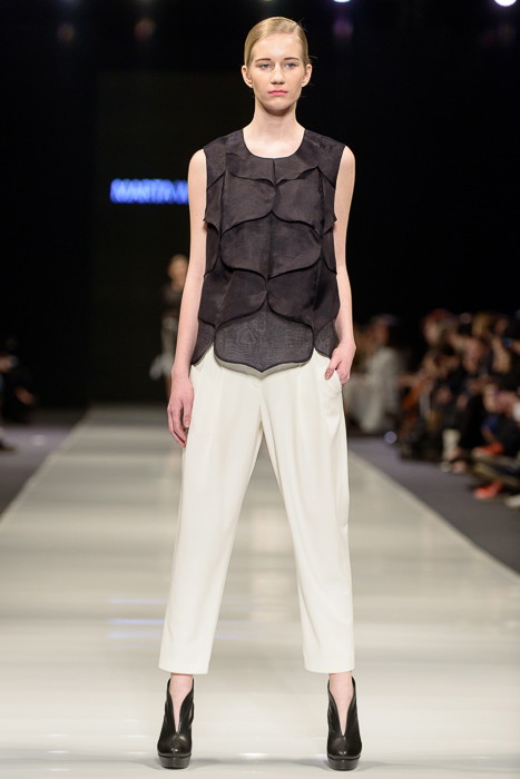 Fashion Week Poland: Marta Wachholz-Biczuja j-z 2013