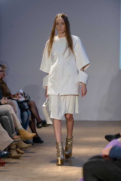 Fashion Week Poland OFF: Monika Gromadzińska j-z 2013