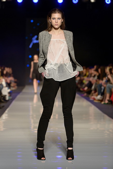 Fashion Week Poland: Natalia Jaroszewska jesień zima 2013