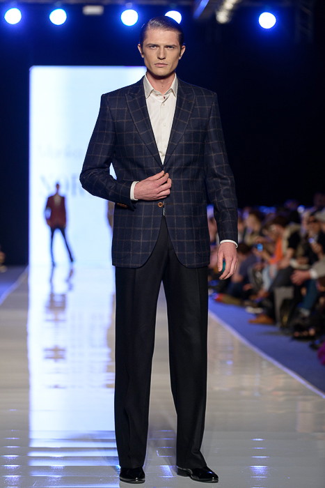 Fashion Week Poland: Monika Mrońska for Norman j-z 2013
