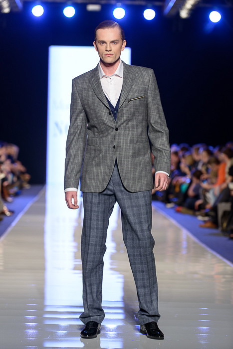 Fashion Week Poland: Monika Mrońska for Norman j-z 2013