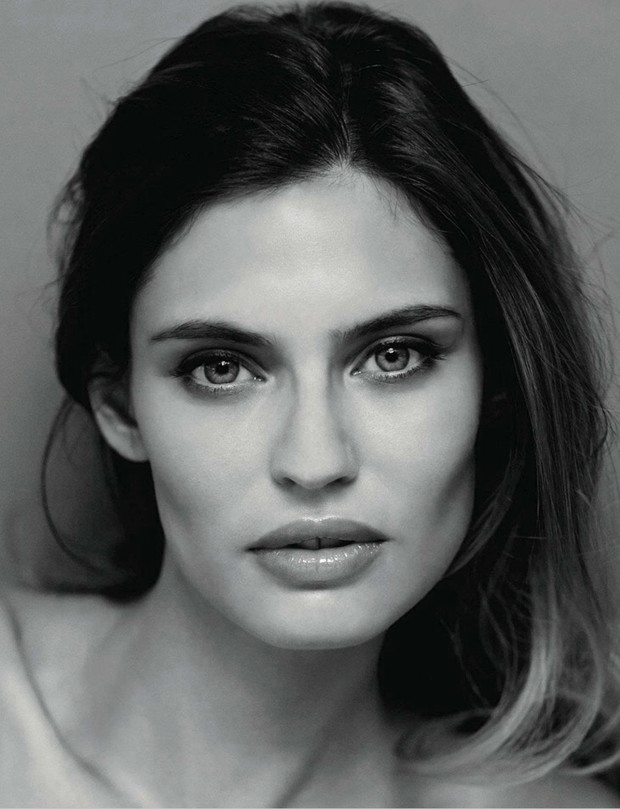 Bianca Balti w magazynie Amica maj 2013, fot. Giovanni Gastel