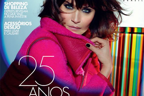 Jublieuszowa okładka na 25-lecie ELLE Brasil! Helenę Christensen sfotografował Karl Lagerfeld./
ELLE Brasil
