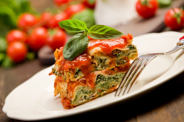 Lasagne - przepis na danie ze szpinakiem fot. Fotolia