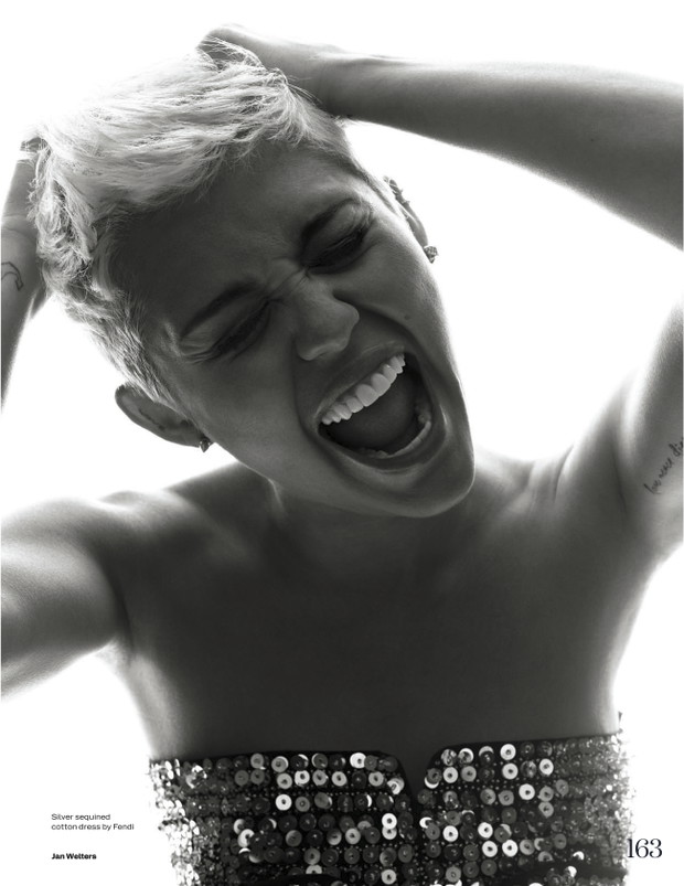 Miley Cyrus w czerwcowym numerze ELLE UK (WSZYSTKIE ZDJĘCIA)