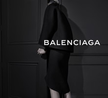 Kampanie Balenciaga - koniec pewnej epoki?