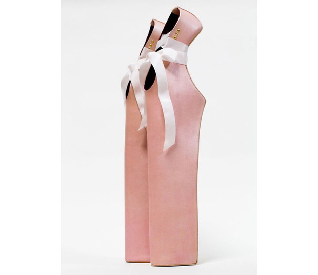 The Shoe Obsession - zajrzyj do katalogu wystawy