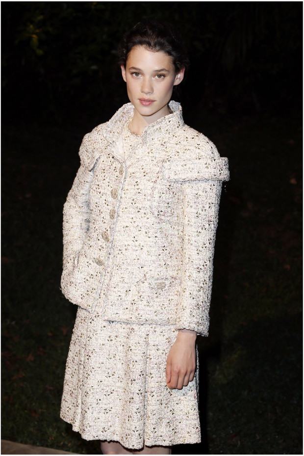 Gwiazdy na pokazie Chanel Cruise 2014 w Szanghaju: Astrid Berges Frisbey, fot. serwis prasowy
