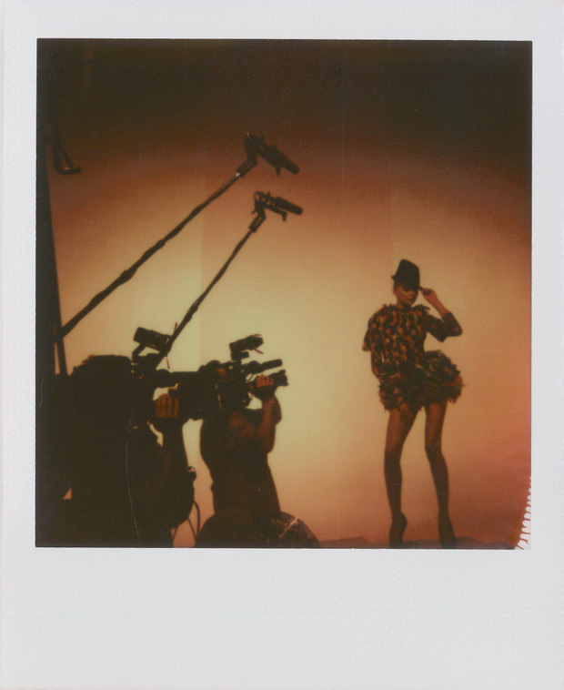 Tamara Subbotko nie traci gracji na niebotycznych obcasach! Top Model 3, odcinek 10: polaroidy zza kulis sesji, fot. Spark*