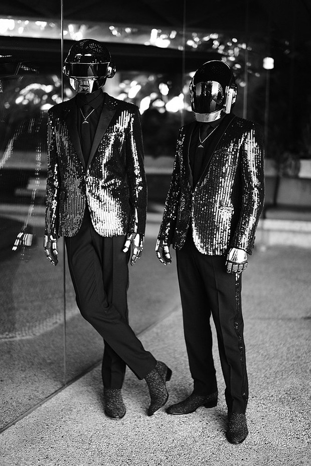 Daft Punk w magazynie CR Fashion Book, fot. Mathieu César