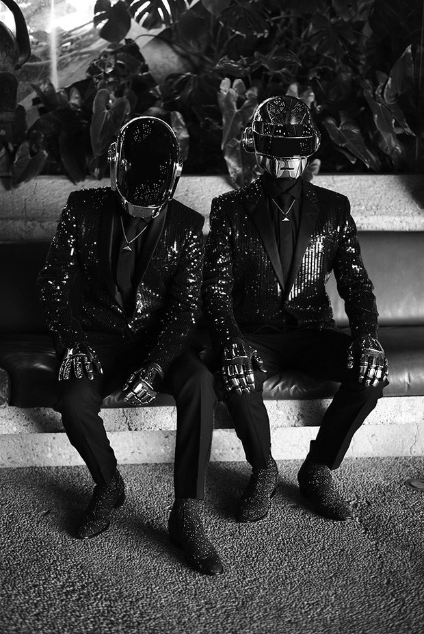 Daft Punk w magazynie CR Fashion Book, fot. Mathieu César