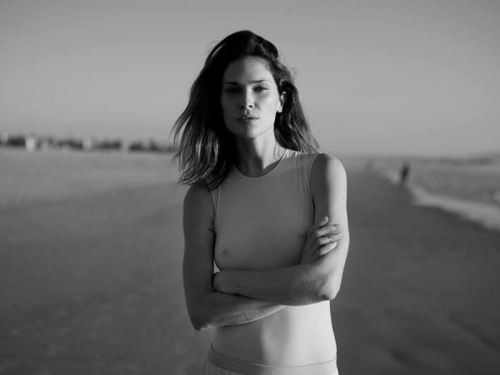 Keira Knightley, Julianne Moore, Erin Wasson w Rika Magazine