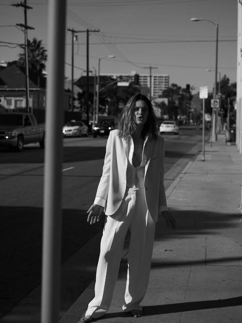 Keira Knightley, Julianne Moore, Erin Wasson w Rika Magazine