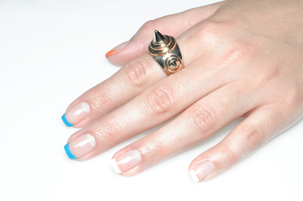 Manicure hybrydowy