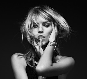 Anja Rubik - portret ikony na models