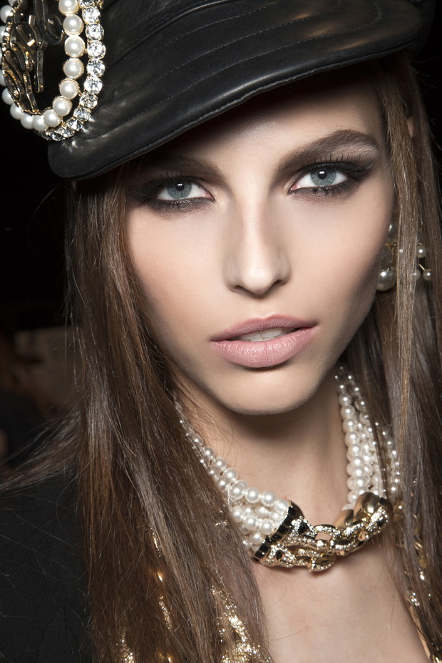 Makijaże ślubne: trendy wiosna/lato 2013