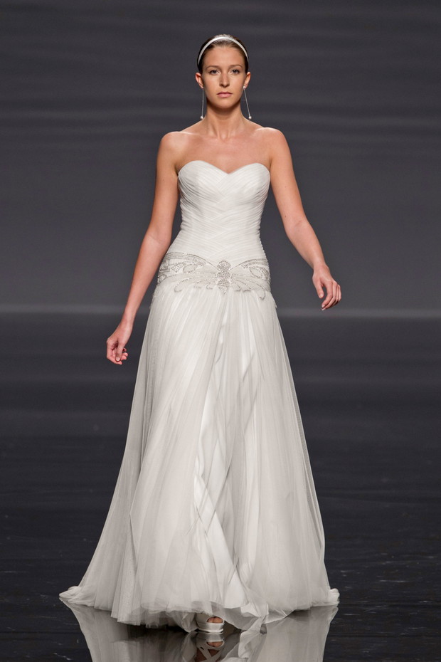 Suknie ślubne 2014: Rosa Clara