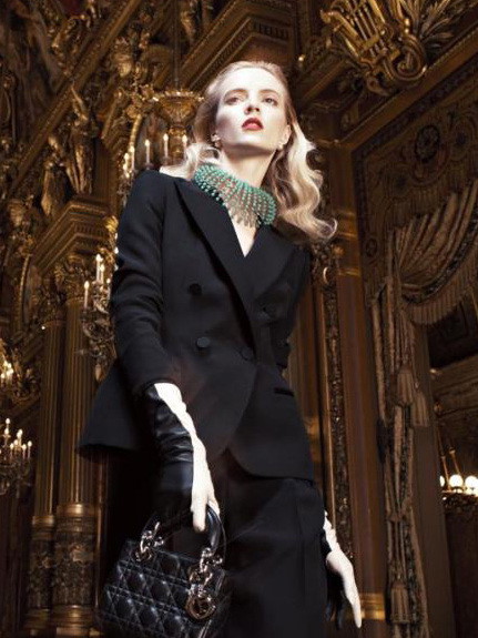 Kreacje Diora w Opéra Garnier - sesja z Dior Magazine