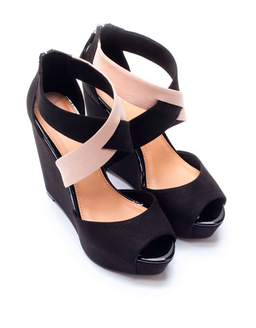 Buty na koturnie - czy są modne w sezonie wiosna-lato 2013?