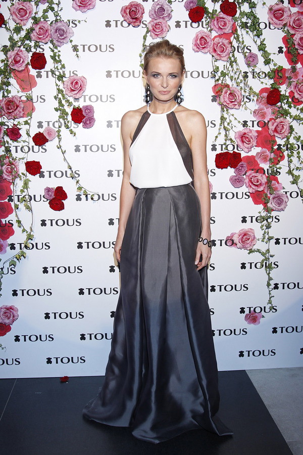 Tous Cocktail Party: Agnieszka Cegielska w sukni Bohoboco i biżuterii Tous, fot. Akpa