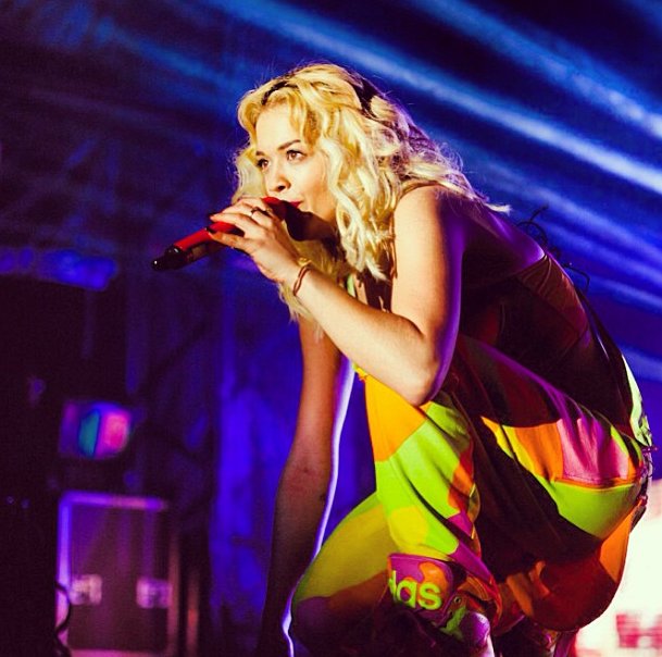 Rita Ora w trasie koncertowej - relacja Instagram