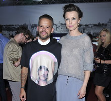 Gwiazdy na pokazie Mariusza Przybylskiego, jesień-zima 2013: Michał Piróg i Katarzyna Sokołowska. fot. Akpa