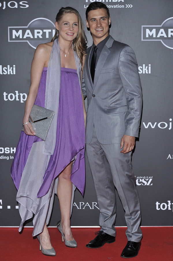 Gwiazdy na pokazie Mariusza Przybylskiego, jesień-zima 2013: Paulina Andrzejewska i Mateusz Damięcki, fot. Akpa