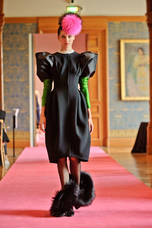 Powrót domu mody Schiaparelli